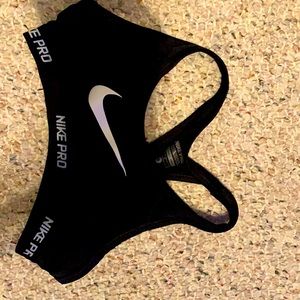 Nike Pro Youth Sports Bra